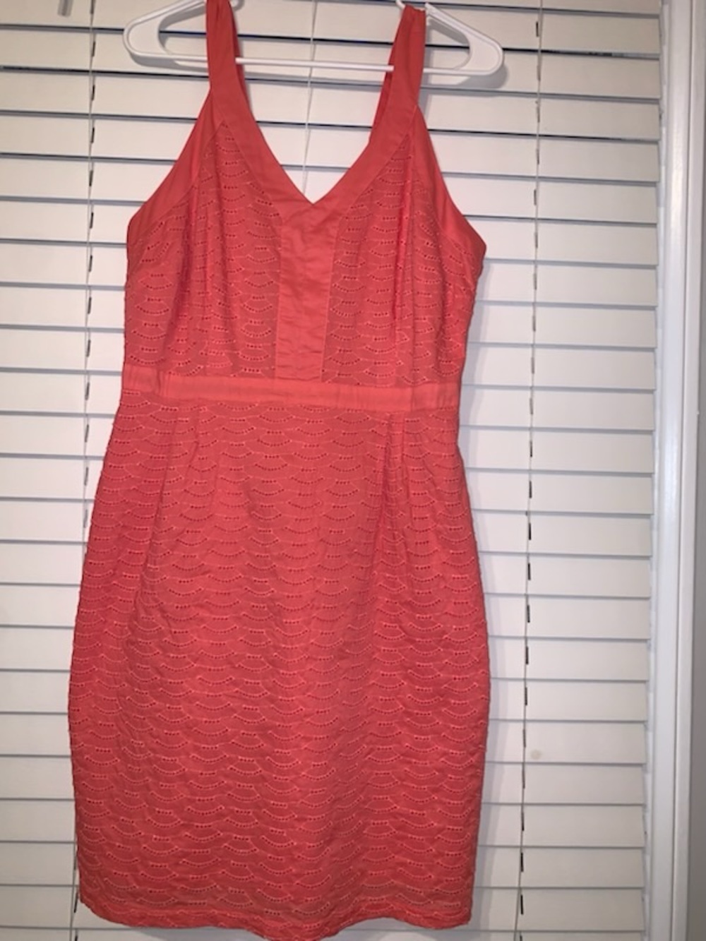 Old Navy Coral Lace V-Neck Sleeveless Mini Dress